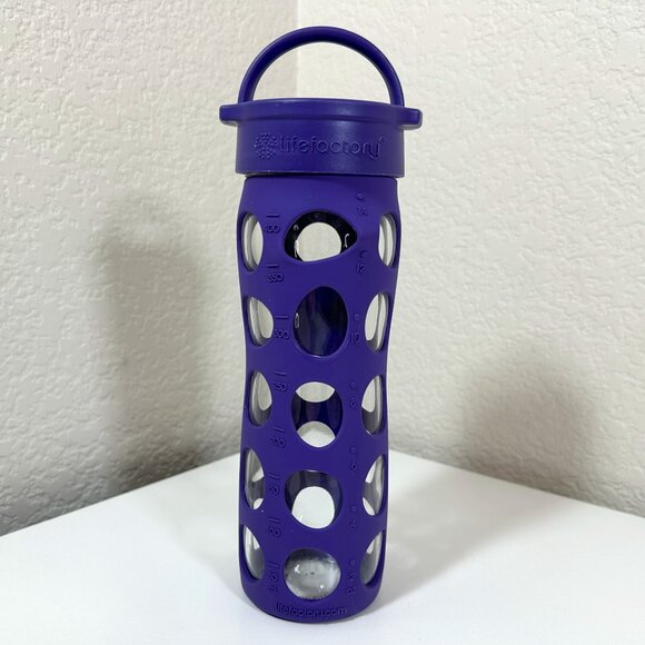 Lifefactory 14oz Glass Water Bottle w/ Classic Cap Lid Silicone Sleeve Purple - Picture 1 of 5